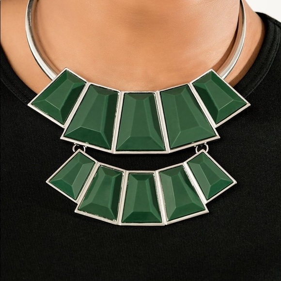 paparazzi Jewelry - New! Paparazzi Lions, TIGERS, Bears Green Necklace paparazzi Jewelry - New! Paparazzi Lions, TIGERS, Bears Green Necklace